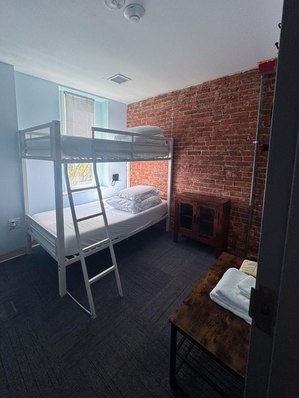 U Street Capsule Hostel Washington Exteriör bild