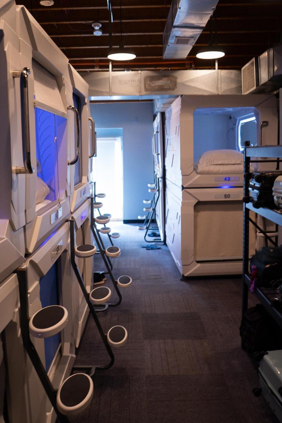 U Street Capsule Hostel Washington Exteriör bild