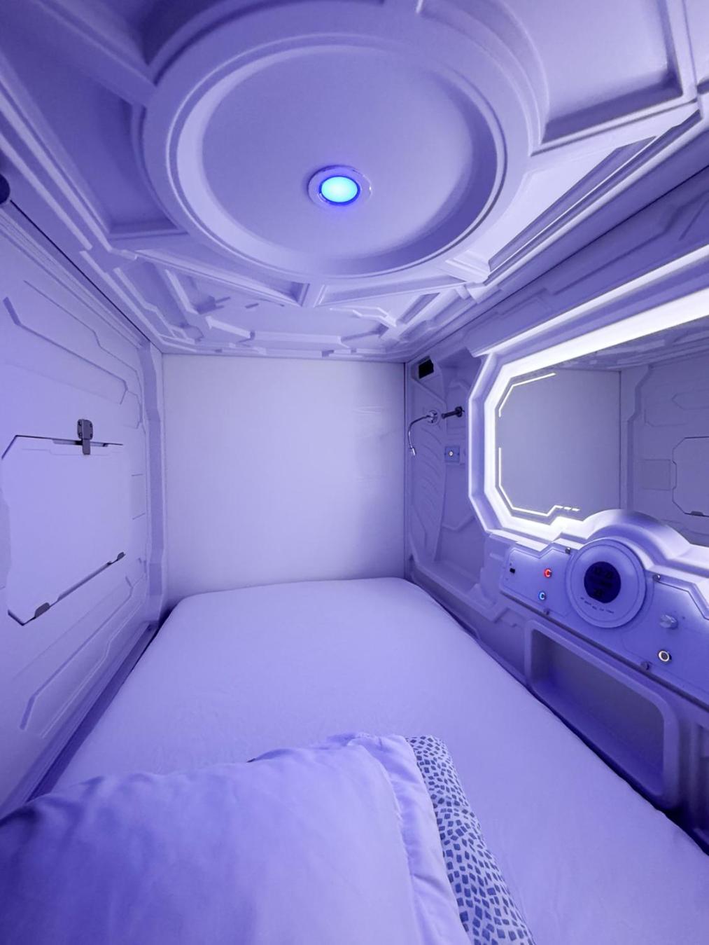 U Street Capsule Hostel Washington Exteriör bild