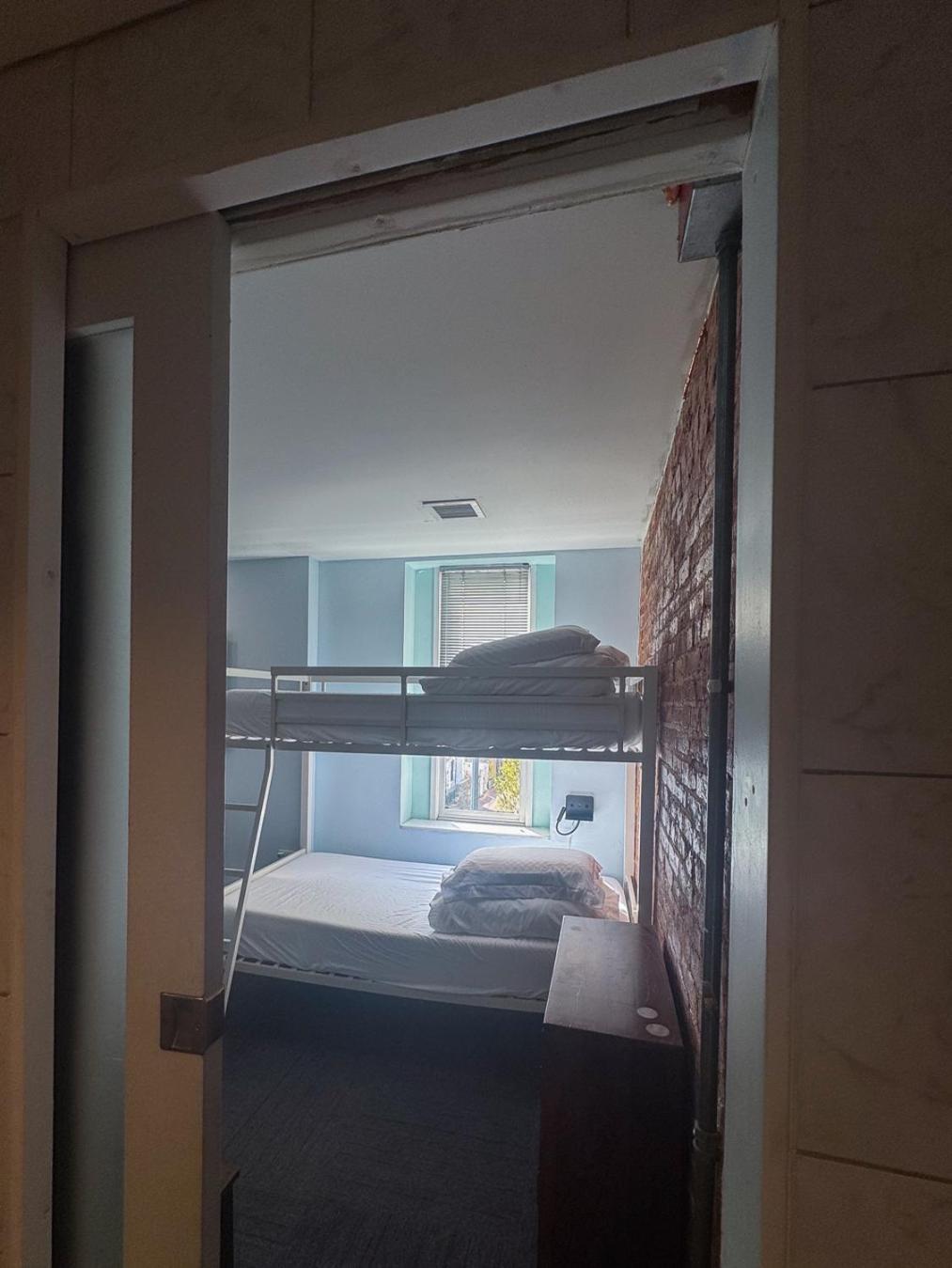 U Street Capsule Hostel Washington Exteriör bild