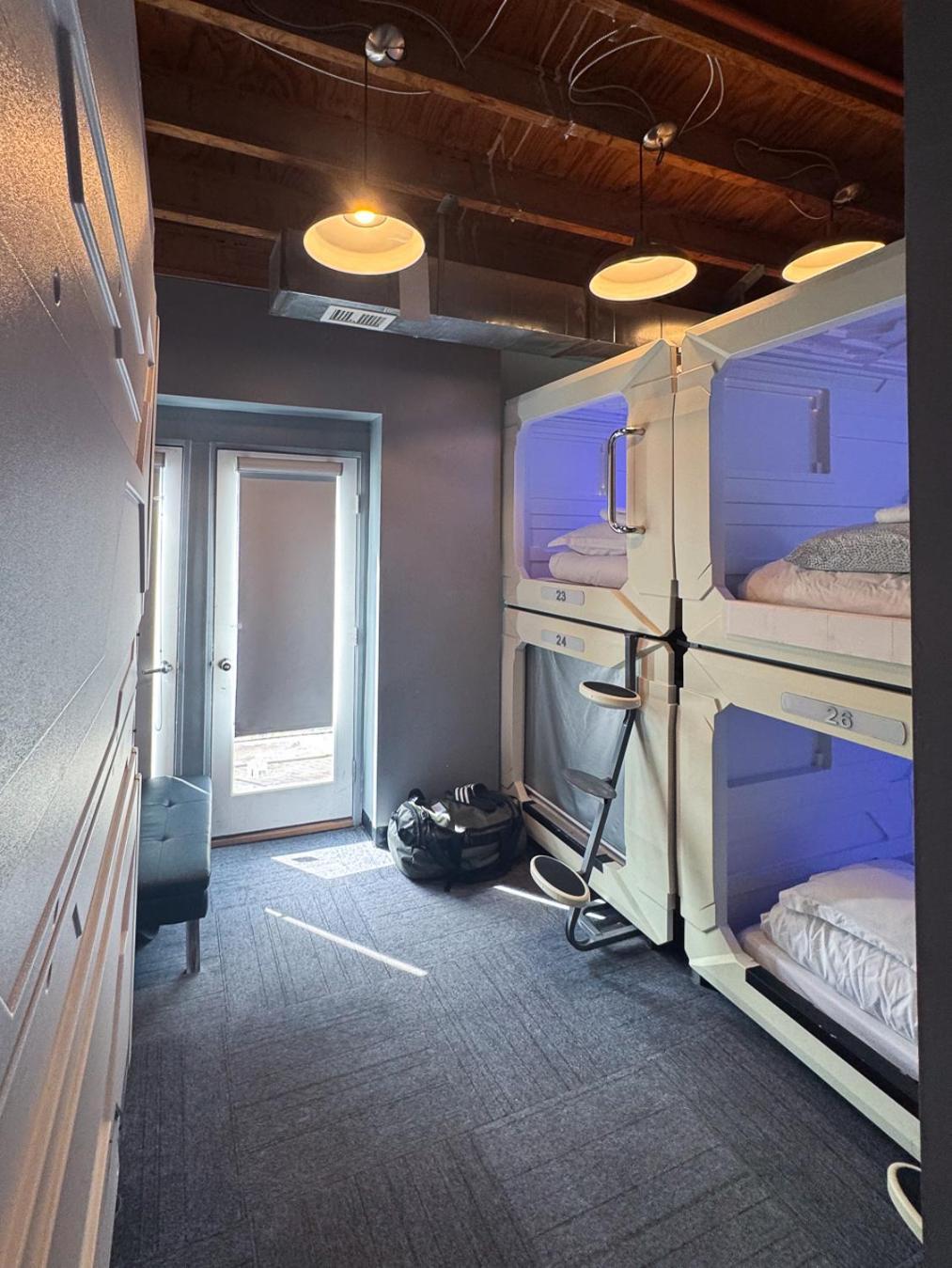 U Street Capsule Hostel Washington Exteriör bild