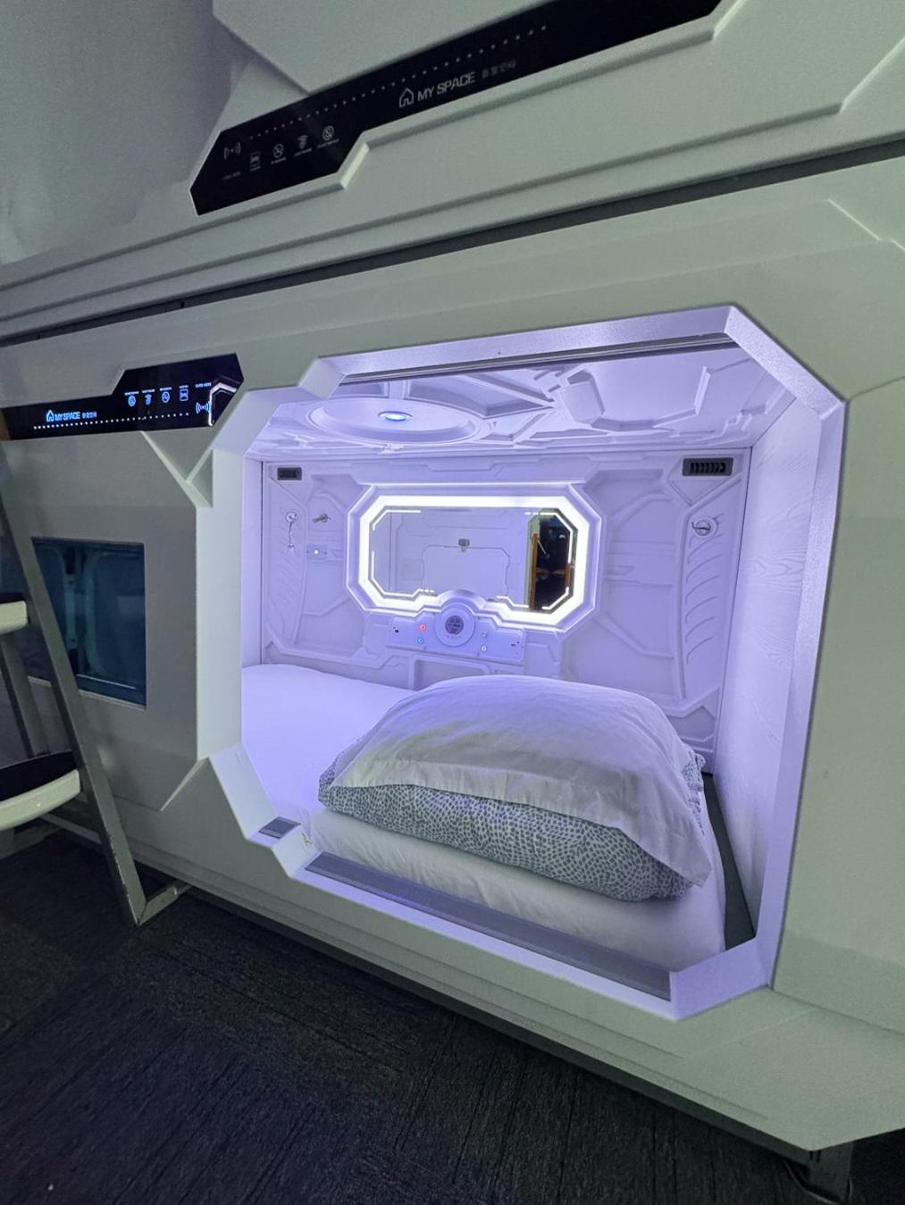 U Street Capsule Hostel Washington Exteriör bild